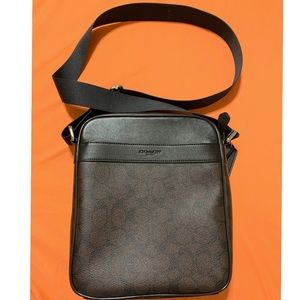 🙊💕 SOLD SOLD SOLD 💕🙊